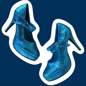 Beautiful Blue Sparkly Heels size 9